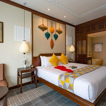 Cozy Savvy Boutique Hotel Хой Ан Екстериор снимка